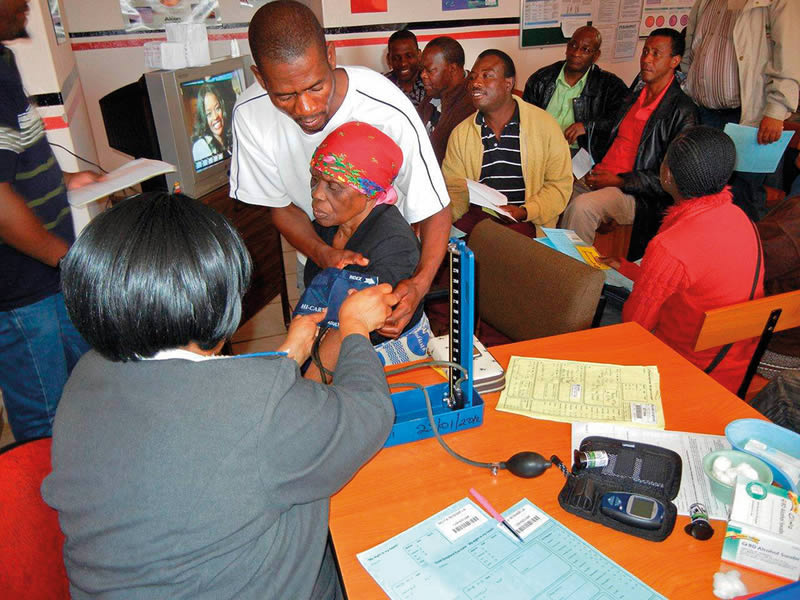 With patients at the centre of what we do, everyone_8067562554_l With patients at the centre of what we do, everyone benefits. SWAZILAND. © Jonathan Pons